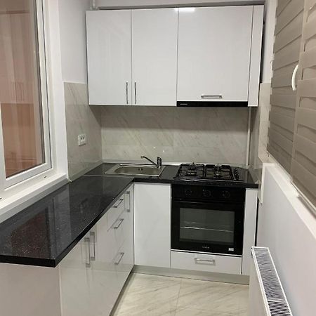 Apartament Cu Regim Hotelier Militari Residence Helen Chiajna Εξωτερικό φωτογραφία