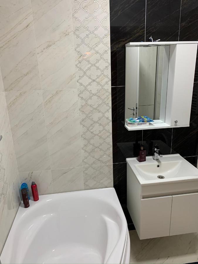 Apartament Cu Regim Hotelier Militari Residence Helen Chiajna Εξωτερικό φωτογραφία